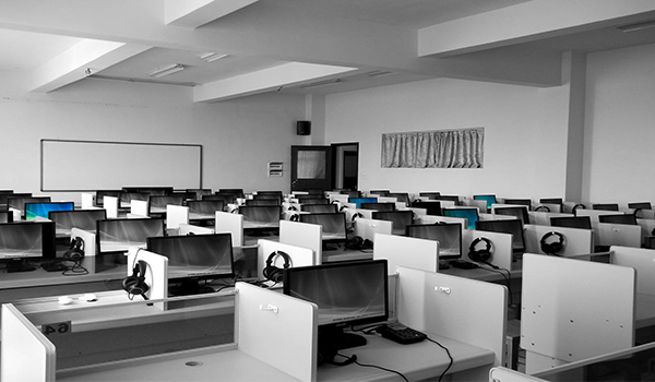 Computer lab with multiple computer set ups